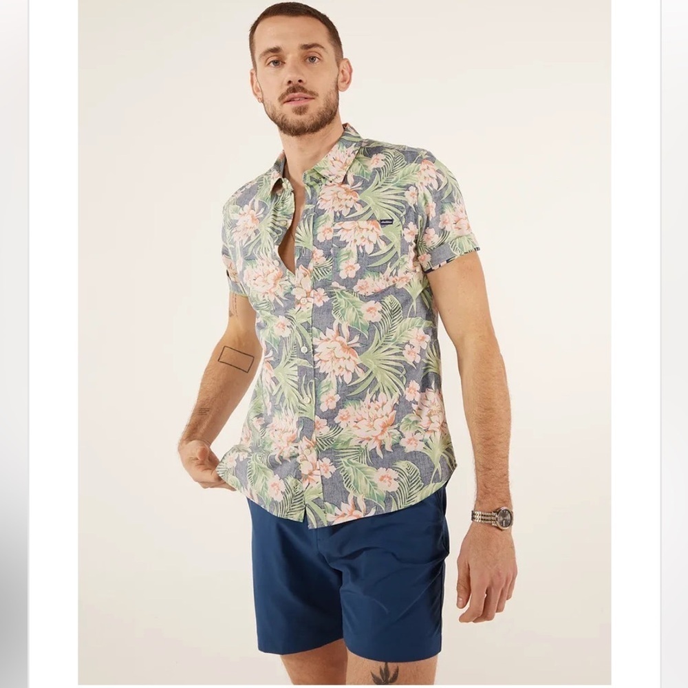 NEW Chubbies The Resort Wear(Slub Poplin Friday Shirt) Floral Print Size L